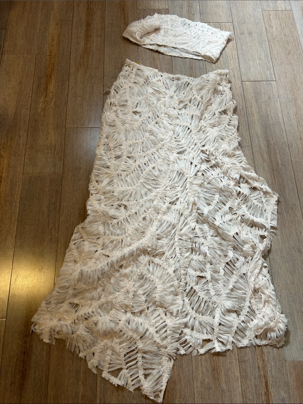 Je Te Veux Ivory Cream Crochet Maxi Skirt and Bandeau Set maxi see thu skirt S - Picture 14 of 17